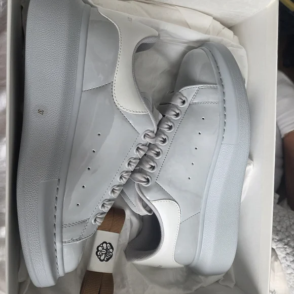 Alexander McQueen Tuscan Leather Sneaker Faggio Size 37 Never Worn Sneakers